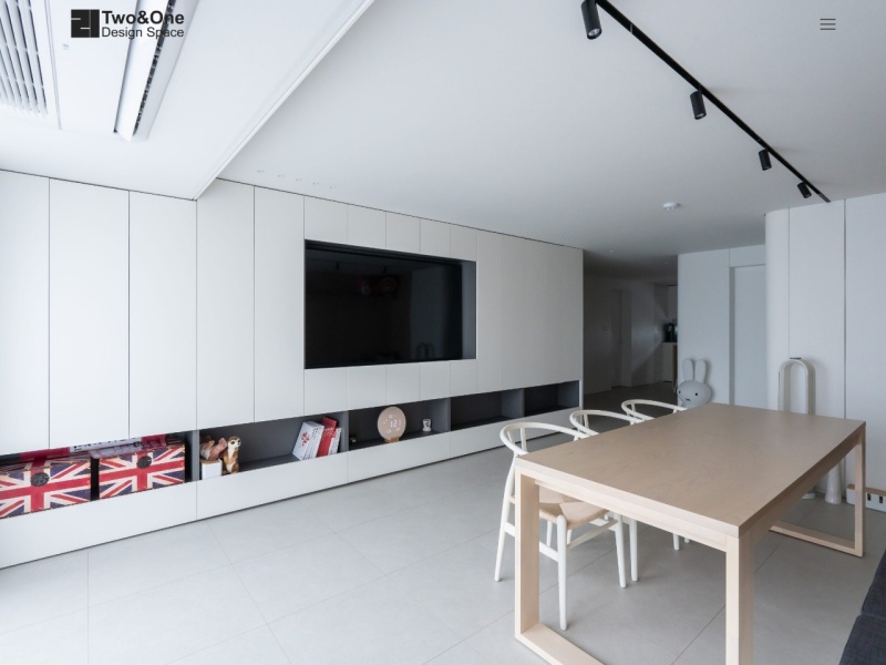 Two & One Design 홈페이지
